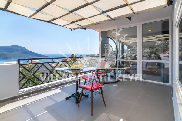 Kalkan da jakuzili 2 kişilik kiralık apart