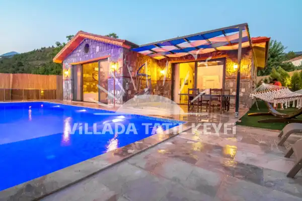 Villa Defnem, Kalkanda Muhafazakar Jakuzili Villa