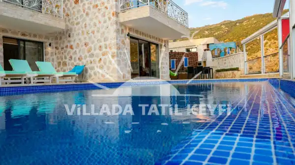 Villa Narin 6, havuzu ısıtmalı kiralık balayı villası