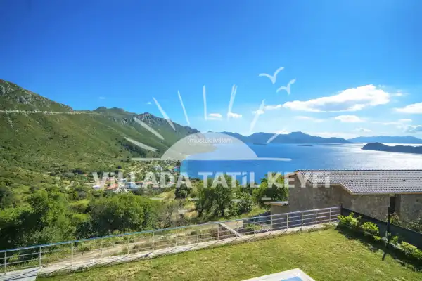 Villa Elonor , Marmaris Söğüt Köyünde deniz manzaralı jakuzili kiralık villa