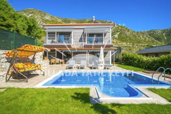 Villa Pegasus, Marmaris Söğüt Köyünde Konumlu Kiralık Villa