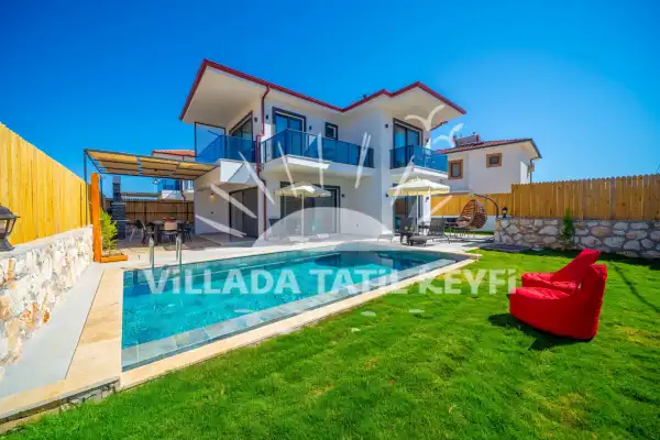 Villa Blue Moon