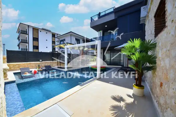 Demre Bozdağ Kiralık Villa | Isıtmalı Havuzlu Saunalı Lüks Villa Asgora