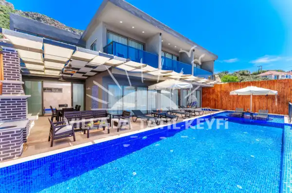 Villa Grand Emora 1 | Kalkan Kördere’de 10 Kişilik Lüks Villa