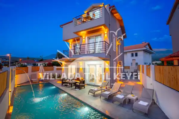 Villa Letonya Öz | Seydikemer Kıncılar’da Hamamlı  Havuzlu Lüks Villa