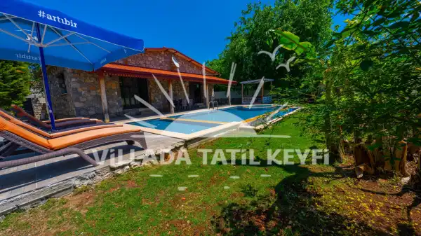 Villa Mango | Kayaköy’de Jakuzili ve Geniş Bahçeli Muhafazakâr Villa