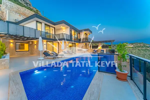 Villa Yeşim Duo Kalkan | 10 Kişilik Lüks Deniz Manzaralı Villa Kiralama